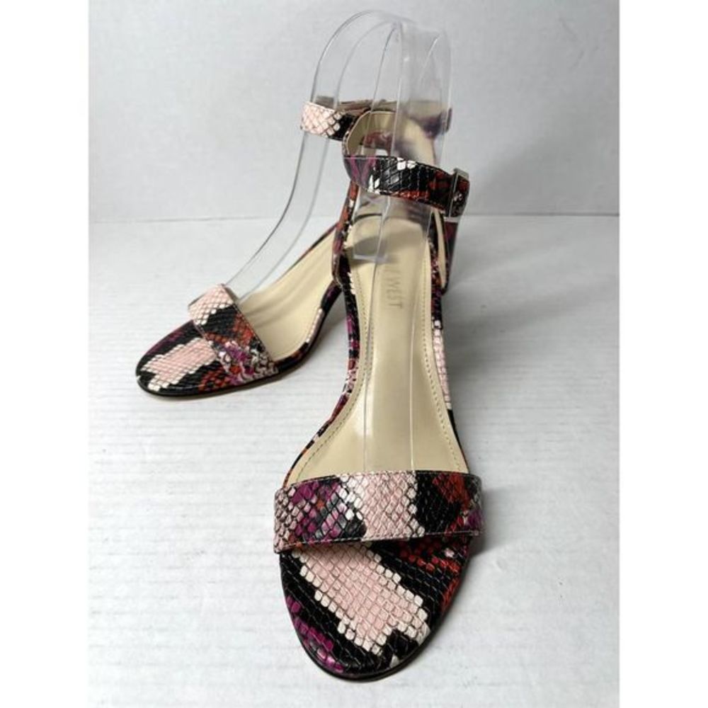 Nine West Pink Faux Crocodile Embossed Pixel Ankle Strap Block‎ Heel Sandals 8M